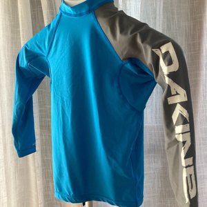NWT - DAKINE Swim Surf shirt/Rash Guard- Heavy Duty Snug Fit . Size 8 BLUE